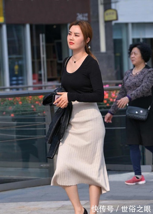 半身裙|急着上班,裙子“穿反”都不知道,换我早“藏”起来了