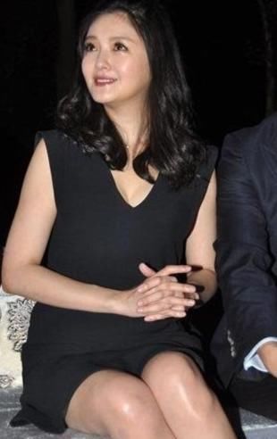 质量|42岁大S宣布第三胎终止怀孕，高龄产妇生育的风险，比想象中大