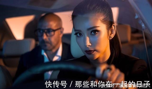 迈克尔|5部《变形金刚》女主角对比,梅根·福克斯力压维密超模和李冰冰