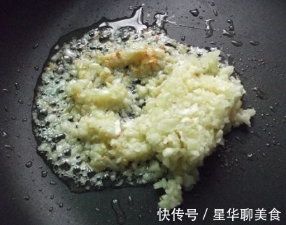 食材|做菜时，别随便放大蒜！谨记“3放3不放”，放错菜难吃还浪费！