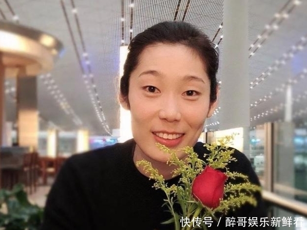朱婷小妹:姐姐靠自己改换门庭,她名校就读