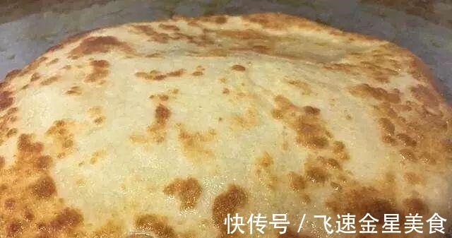 冷水面|烙饼和面用冷水还是热水难怪特别硬,教您几招,又软又香还出层!