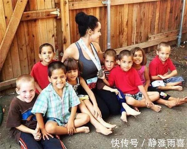 纳迪亚|一次生下8胞胎,抚养14个孩子的单身妈妈,如今怎么样了