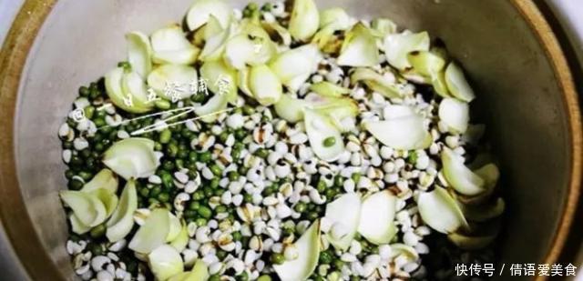 简单|你知道了吗这汤简单滋补,又能帮你减肥,女性喝了好处多!