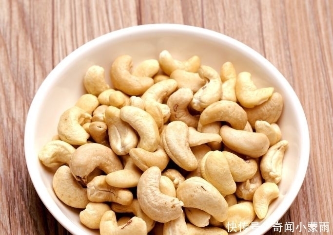 发霉|孕期吃坚果好处多,但这2种不要吃, 可能会阻碍胎儿发育