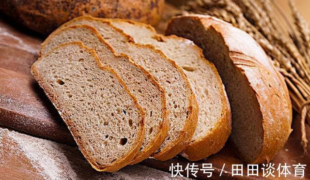 全麦面包|选面包，这5种不要买，假的多不健康，老板从不吃，不懂的人常买