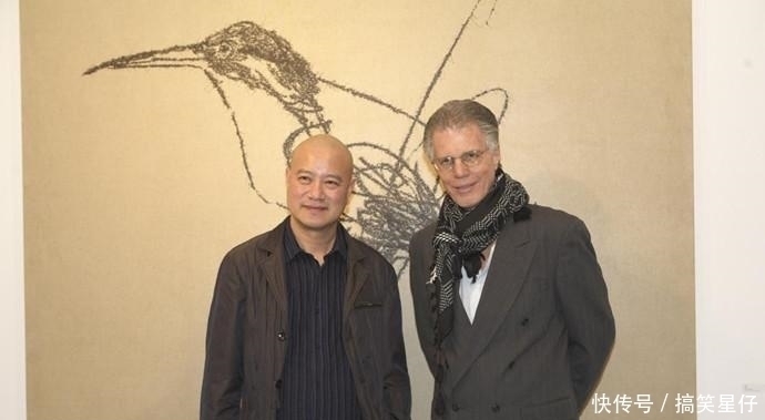 小学生!他画一只鸟卖82万,网友:画得像小学生,专家:重点看眼睛