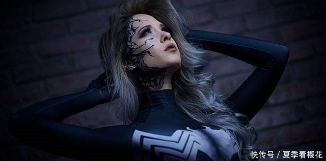 小姐姐|死侍各种角色都要穿皮套，女主播穿迪迦“皮套”被老公嫌弃