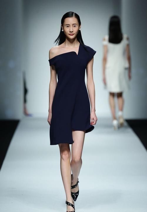 草长莺飞的季节必备穿搭