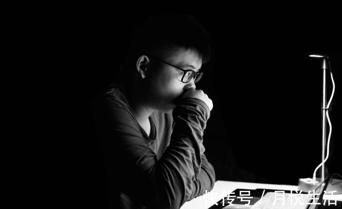 阳气不足|损害阳气的4个陋习，劝你平时要少做，否则体内的阳气会加速流失