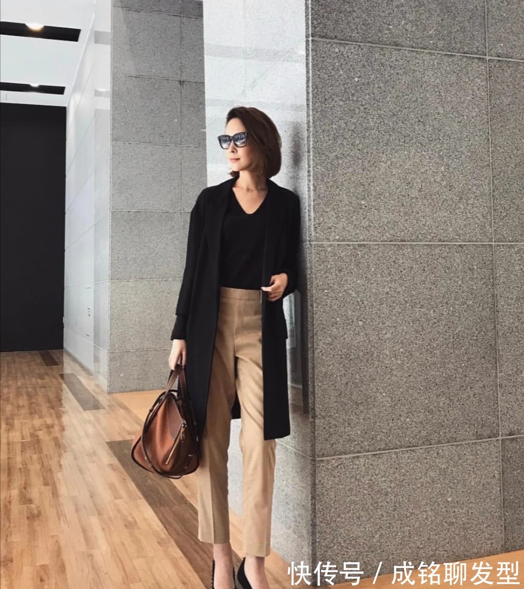 卡其色|这些才是中年女人最美的穿搭,自然随意不扮嫩,优雅大气又高级