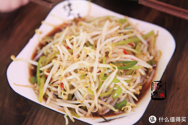 午餐|午餐做了4道菜，有菜有肉成本才10元，天热这么吃特清爽