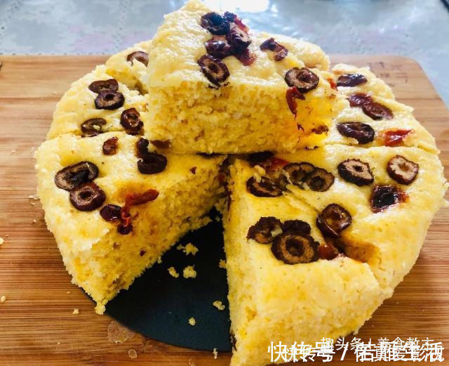 玉米面|教你做玉米面发糕，用筷子拌一拌，上锅蒸一蒸，比蛋糕还要好吃