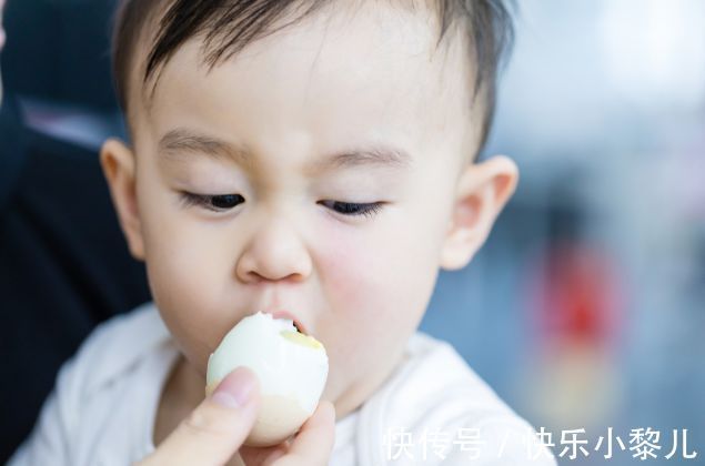 添加|孩子吃辅食后，还要多喝奶吗？很多家长概念模糊，快来看怎么做?