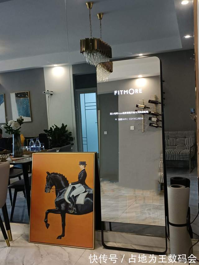 健身镜|FITMORE健身镜体验:随时随地专业健身,在家用魔镜也能众乐乐!