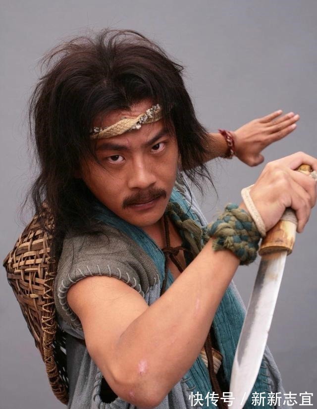 李俊$水浒传中最聪明的人,不是吴用也不是宋江,而是最后称帝的他!