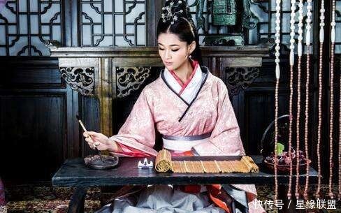 下联|上联 孔子老子孟子墨子庄子五子名扬千古,下联一出我笑了