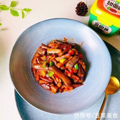 双酱爆茄子这样做，手残党也能当大厨