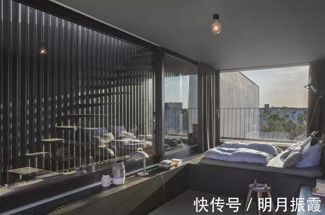 复式公寓|小夫妻搭建120平顶层复式公寓,公用的顶楼装得太漂亮,要拆吗?