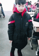 |搞笑gif:孩子,你的车子洗的不错,你爸妈回来会奖励你的