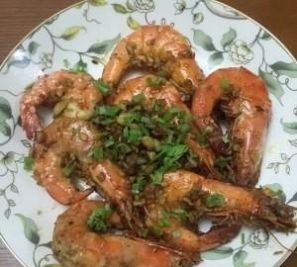 不能出门在家做什么简单营养又美味,送您蒜蓉明虾,吃不胖的肉菜