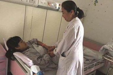 胎儿|当胎儿生出后,产妇猛然的一声干咳,医生最担心事情还是发生了