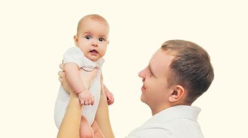 促进|宝宝大动作发育好，证明大脑聪明，这些方法促进宝宝大动作发育