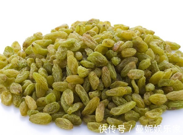 葡萄干|葡萄干和此物一起泡,睡前一杯,排出毒素,呵护子宫,皮肤更细白