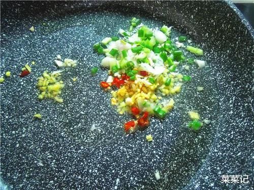  是同类的海鲜，比虾还鲜，10分钟上桌，马上春节啦