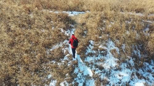 徒步|徒步济南梯子山，山上还有积雪，路虽难走但风景不错