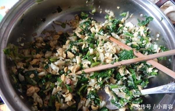 原来还有此种馅的饺子,冬天多吃补血更抗癌,不仅鲜嫩还很有营养