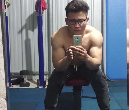 健身|一个不练腿的健身人,N多年后,他会练成什么样子?