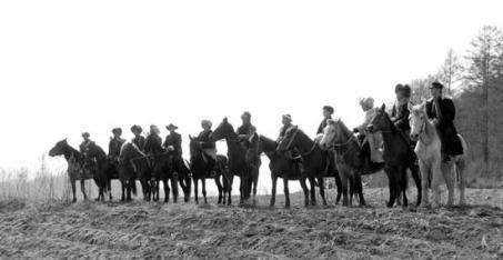 土匪|民国时期土匪的生财之道 砸窑绑票什么都干, 有的还敢收税！