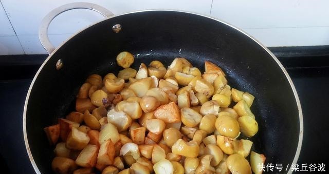 用来|板栗别只总和肉红烧,和它做搭档,味道丝毫不逊色,用来下饭超赞