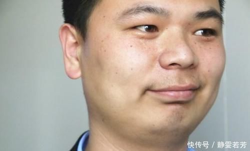 胆囊癌上身,通常有3个征兆,若已出现,哪怕只有1个,也别忽视