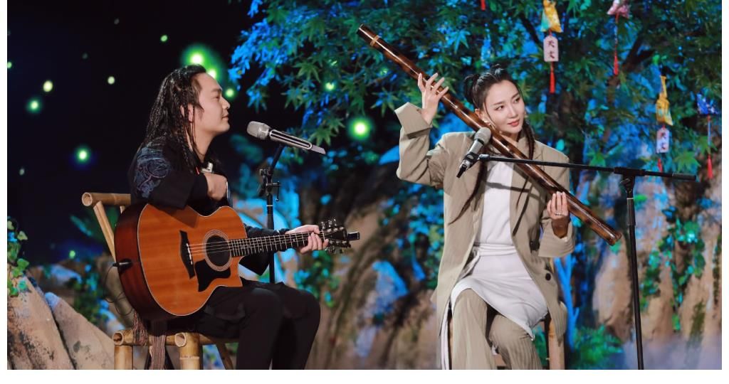 《你好星期六》首播收视第1!游戏环节被去除,何老师一人撑全场