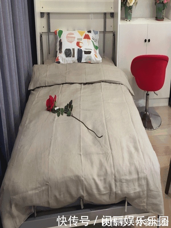 心电线|现在装电线都不用墙上开槽,邻居隐藏电线的小设计,太实用方便了