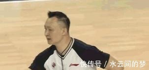 孙铭徽|8连胜!广厦双杀广东,孙铭徽25+7易建联11分,垫脚引冲突