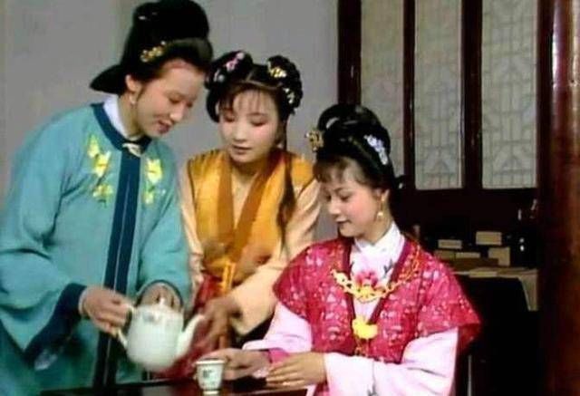 王夫人&面对贾宝玉3个准姨娘人选,实力不错的她为何落败,原因有三