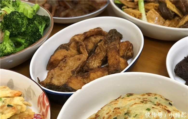 尽兴|周日在亲戚家聚餐,亲戚做了六款客家菜,大家吃得尽兴又满足