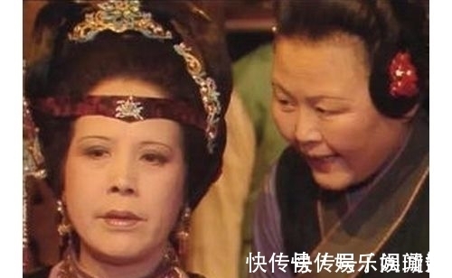 王熙凤#薛宝钗搬离蘅芜苑,探春为何会恶言相加,双手赞同让其赶紧搬走?