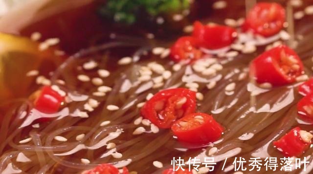 鲜酸微辣的捞汁粉丝,简单好吃的家常美味,家人特喜欢!