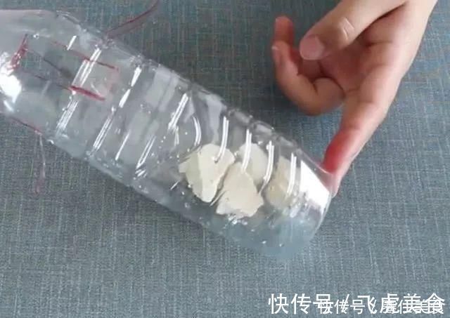 家里剩的肥皂头，放在塑料瓶里效果太好了，一年能省好多