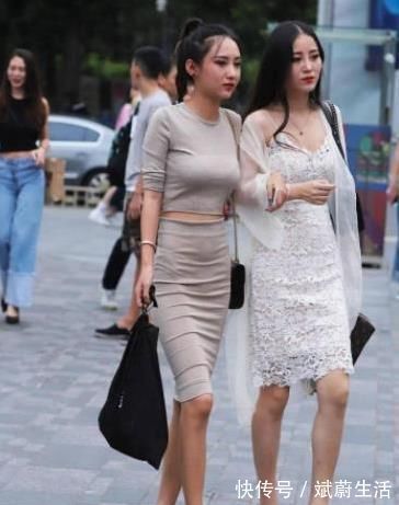 漂亮 成熟文雅美女小姐姐,穿搭出清新雅致田园风,休闲又漂亮!