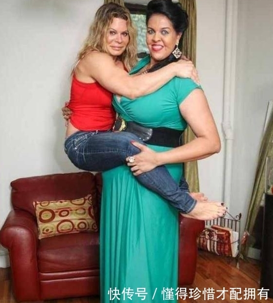 女子|国外肥胖女子收获意外财富,不少人找她摔跤只为缓解压力