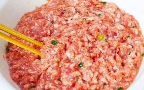  调肉馅|调饺子馅时，学会这些技巧，不管包什么馅都适用