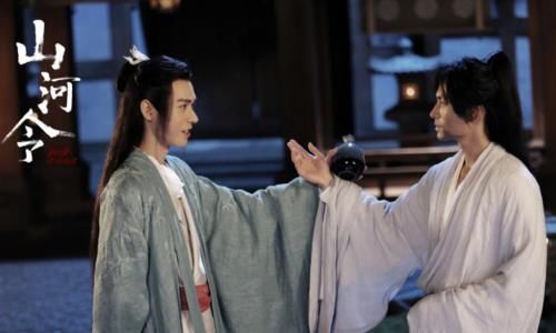 最佳演员最新投票排名：肖战仅第二，王一博第三，前三名竞争激烈