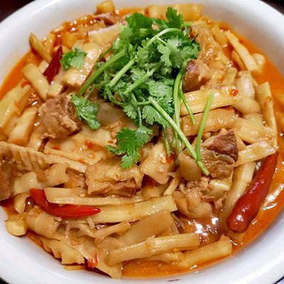 三奈|笋子烧牛肉