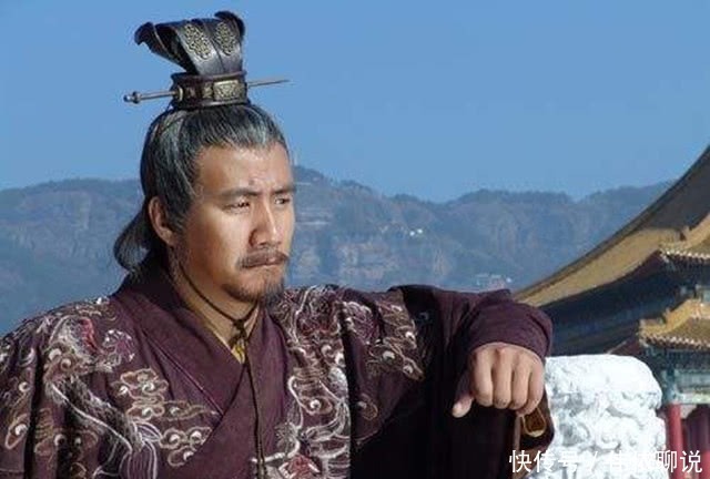 路费|官员没钱回家,卖4岁女儿换路费,朱元璋下令:阉了他!