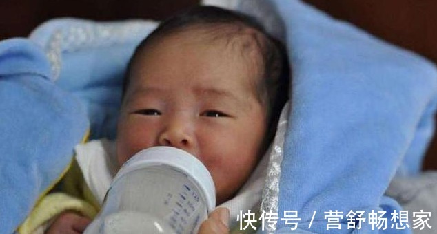 检查|孩子3岁还不会走路,妈妈带去医院检查,大夫却小声说“报警吧”